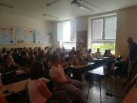obrázok 5 z Interaktívna prednáška v anglickom jazyku o tom Ako vzniká zvuk – spolupráca s British Council a čestným hosťom Dr. Michaelom Londesboroughom, Ph.D.