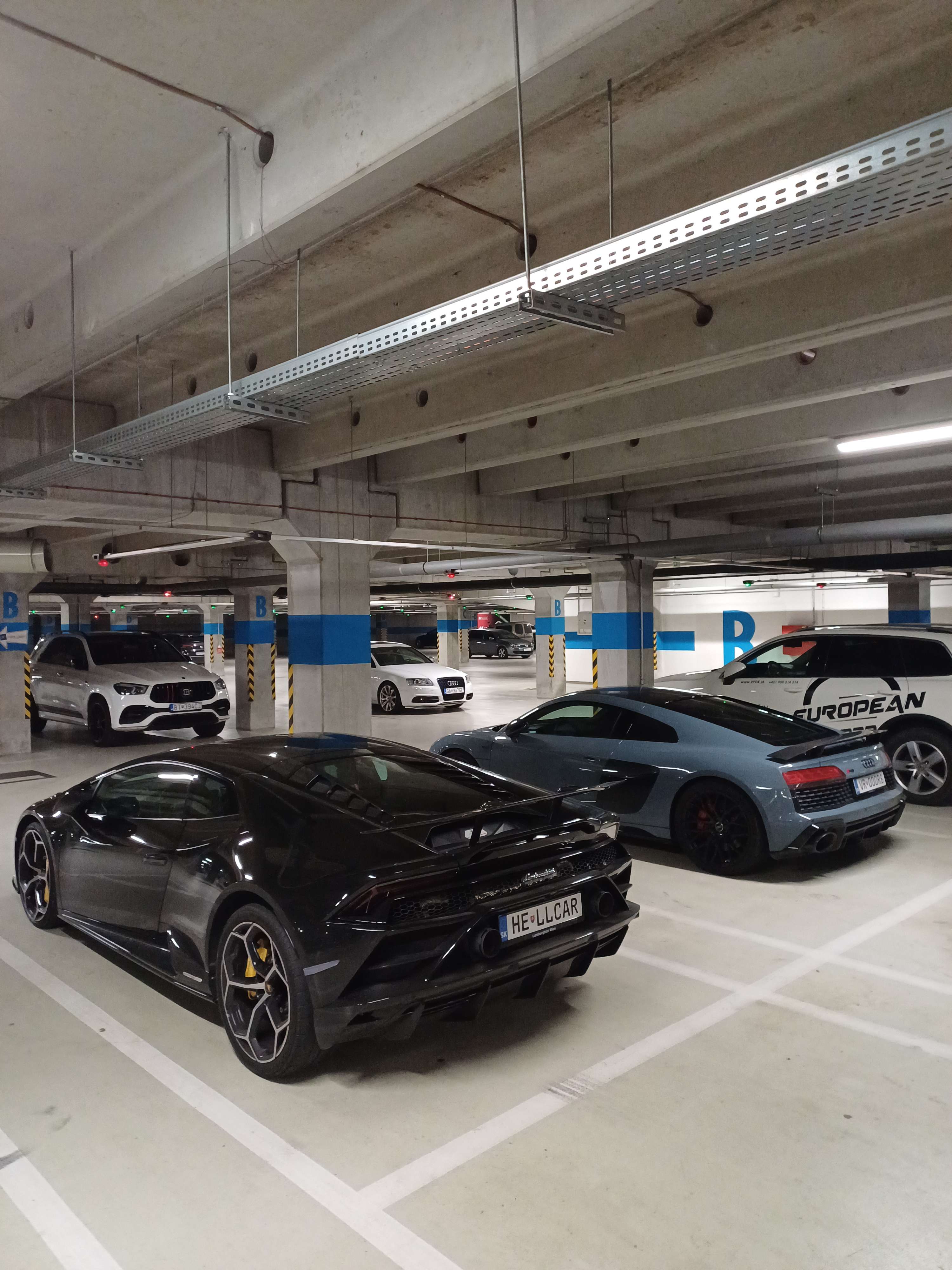 Huracán a R8 Huracán a R8