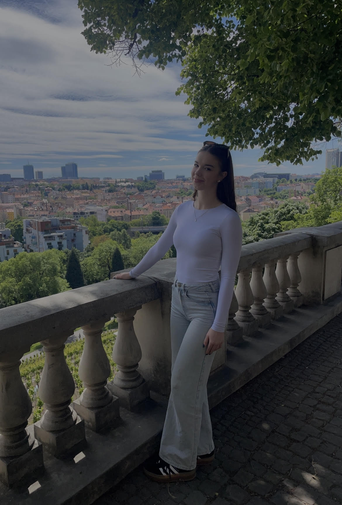 Simona